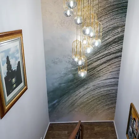 Downtown Tudor Arghezi House Appartement