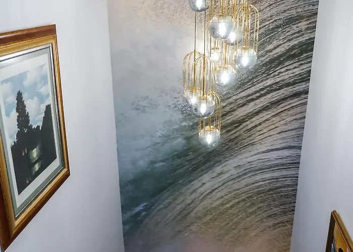 Downtown Tudor Arghezi House Appartement